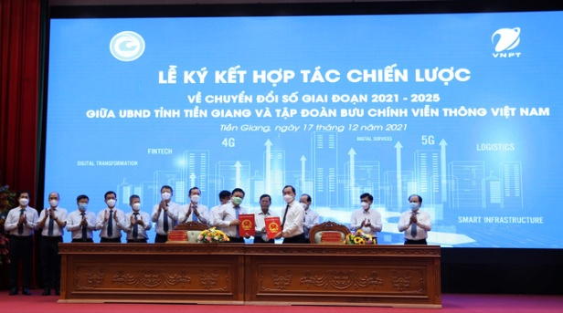Khai trương nền tảng Chính quyền số toàn diện đầu tiên tại Việt Nam - Ảnh 1.