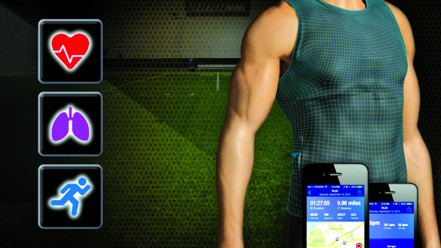 Mẫu áo thể thao của thương hiệu Hexoskin đính kèm thiết bị thông minh  chạy bằng pin giúp người mặc theo dõi nhịp tim và nhiệt độ cơ thể