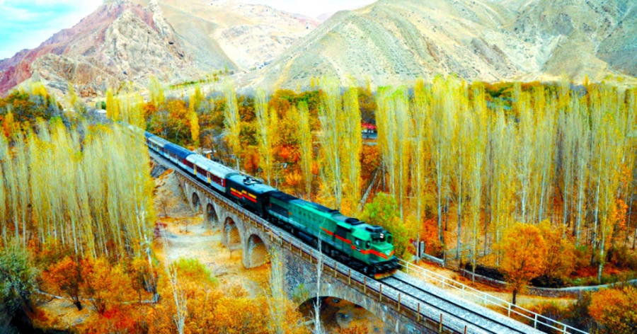 Đường sắt xuyên Iran dài 1.394km là một kỳ công kỹ thuật, một trong 33 địa điểm vừa được thêm vào danh sách Di sản Thế giới của UNESCO
