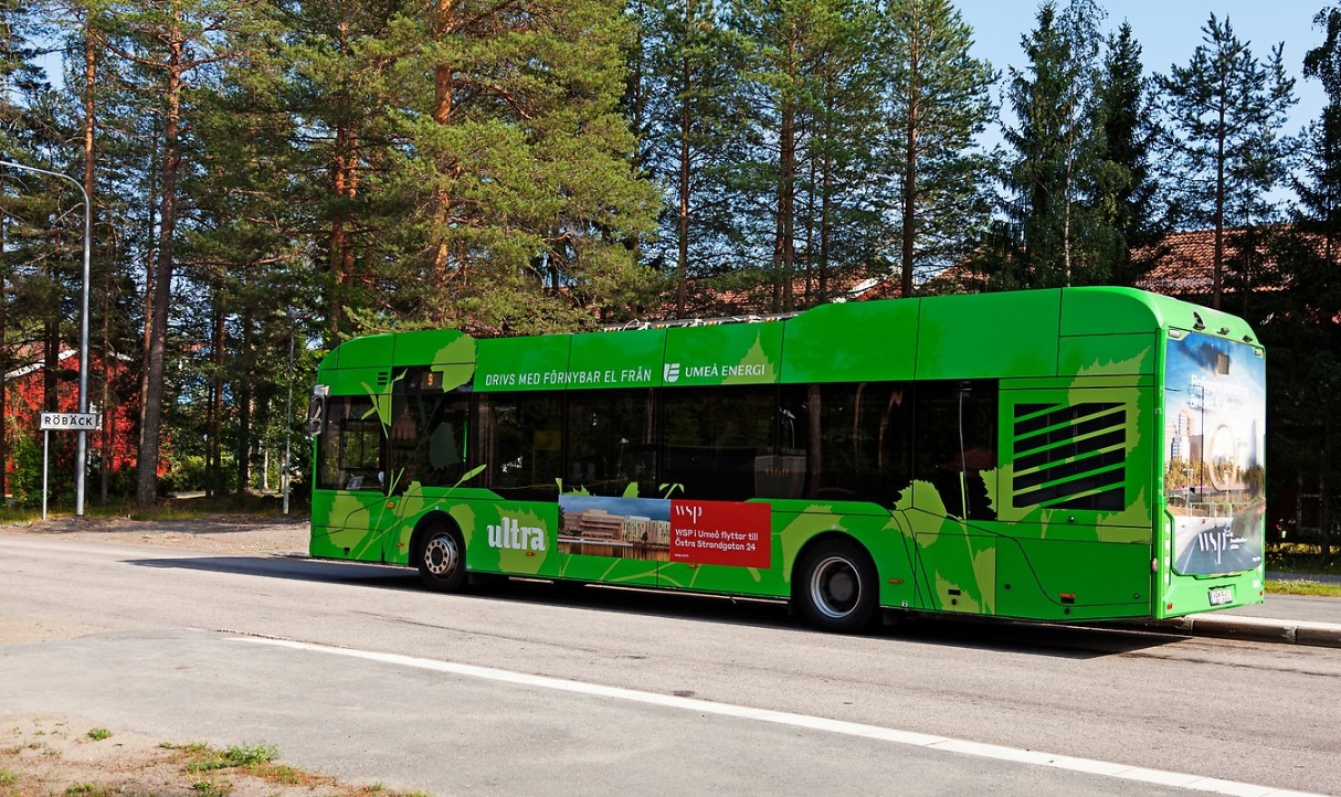 Xe bus sử dụng năng lượng sạch thân thiện với môi trường ở Thụy Điển - Ảnh: worldatlas