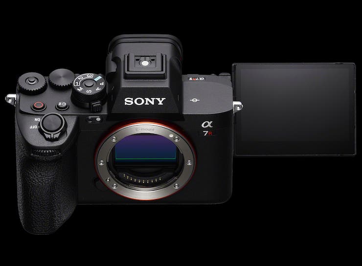 Sony giới thiệu máy ảnh Alpha 7R V siêu cảm biến, livestream 4K