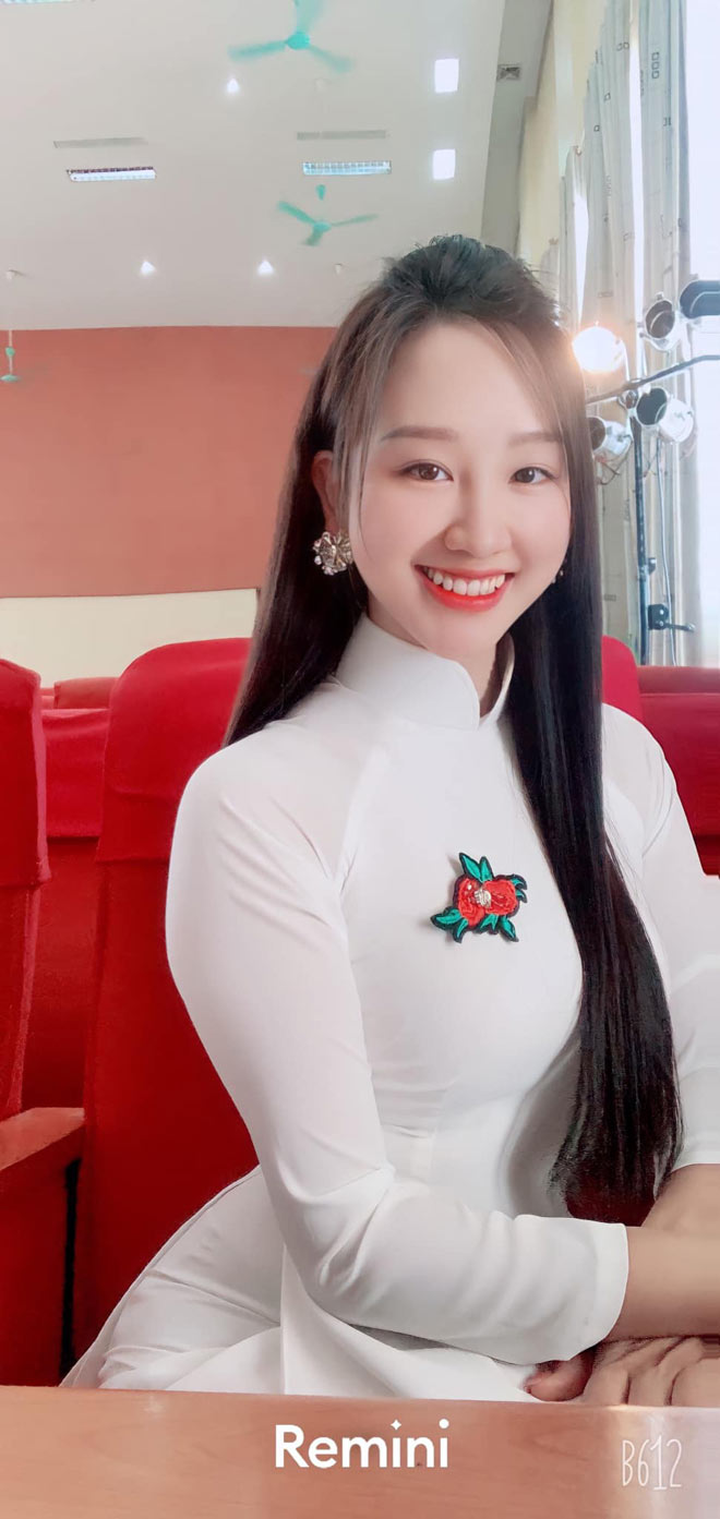 63f4893f2089e50ef71513d5_anh-12-1676949526-251-width660height1393.jpg