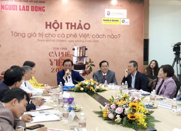 Bộ trưởng Lê Minh Hoan chia sẻ tại hội thảo 'Tăng giá trị cho cà phê Việt, cách nào?'.