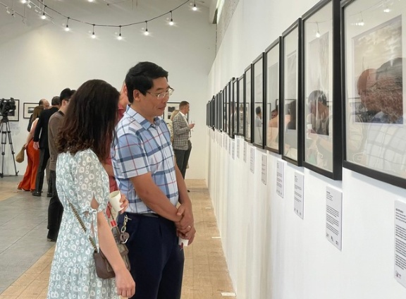 Triển lãm ảnh kỷ niệm 50 năm quan hệ ngoại giao Argentina – Việt Nam  - Ảnh 2.