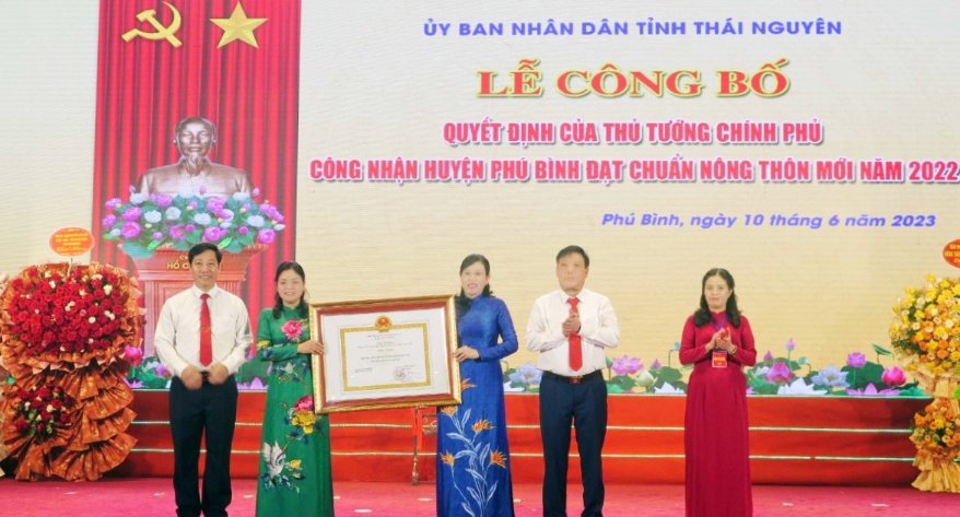 thai-nguyen-co-huyen-nong-thon-moi-dau-tien-FCJW.jpg