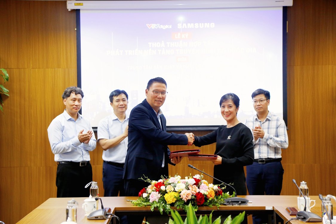 Samsung - VTV MOU - Photo 2.jpg