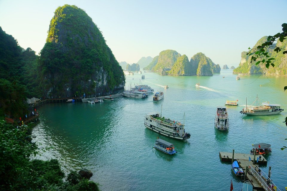 Vinh Ha Long.jpg