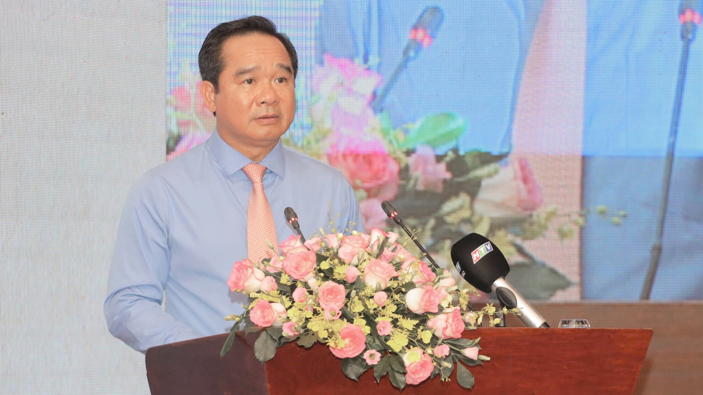 Chủ tịch UBND TP.HCM Nguyễn Văn Được: Chuyển đổi xanh cần tư