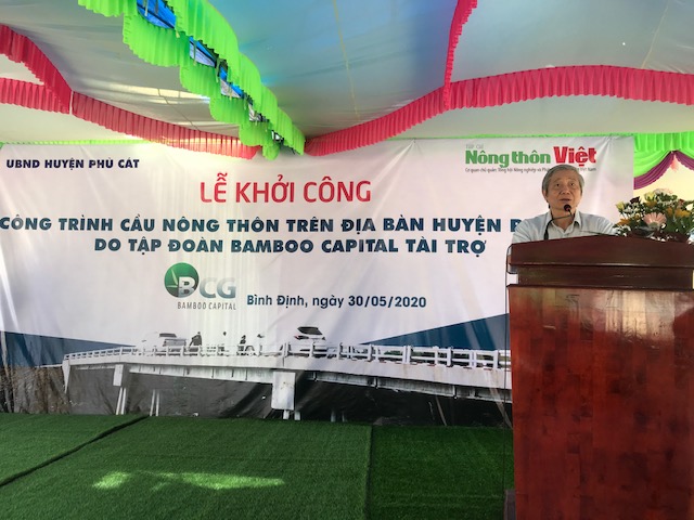 Ông Nguyễn Đức Quang - Trưởng Ban tổ chức chương trình Cầu Nông Thôn, Tổng biên tập Tạp chí Nông thôn Việt phát biểu tại buổi lễ.