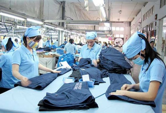 Việt Nam - Hàn Quốc thỏa thuận cộng gộp xuất xứ nguyên liệu dệt may. Ảnh minh họa: MỸ HẠNH.