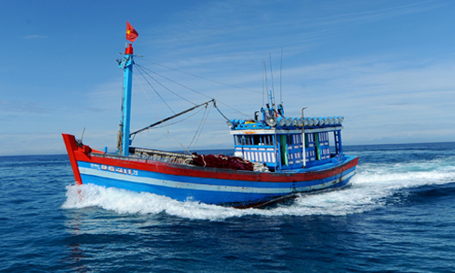 Tàu cá Việt Nam hoạt động trong ngư trường truyền thống.